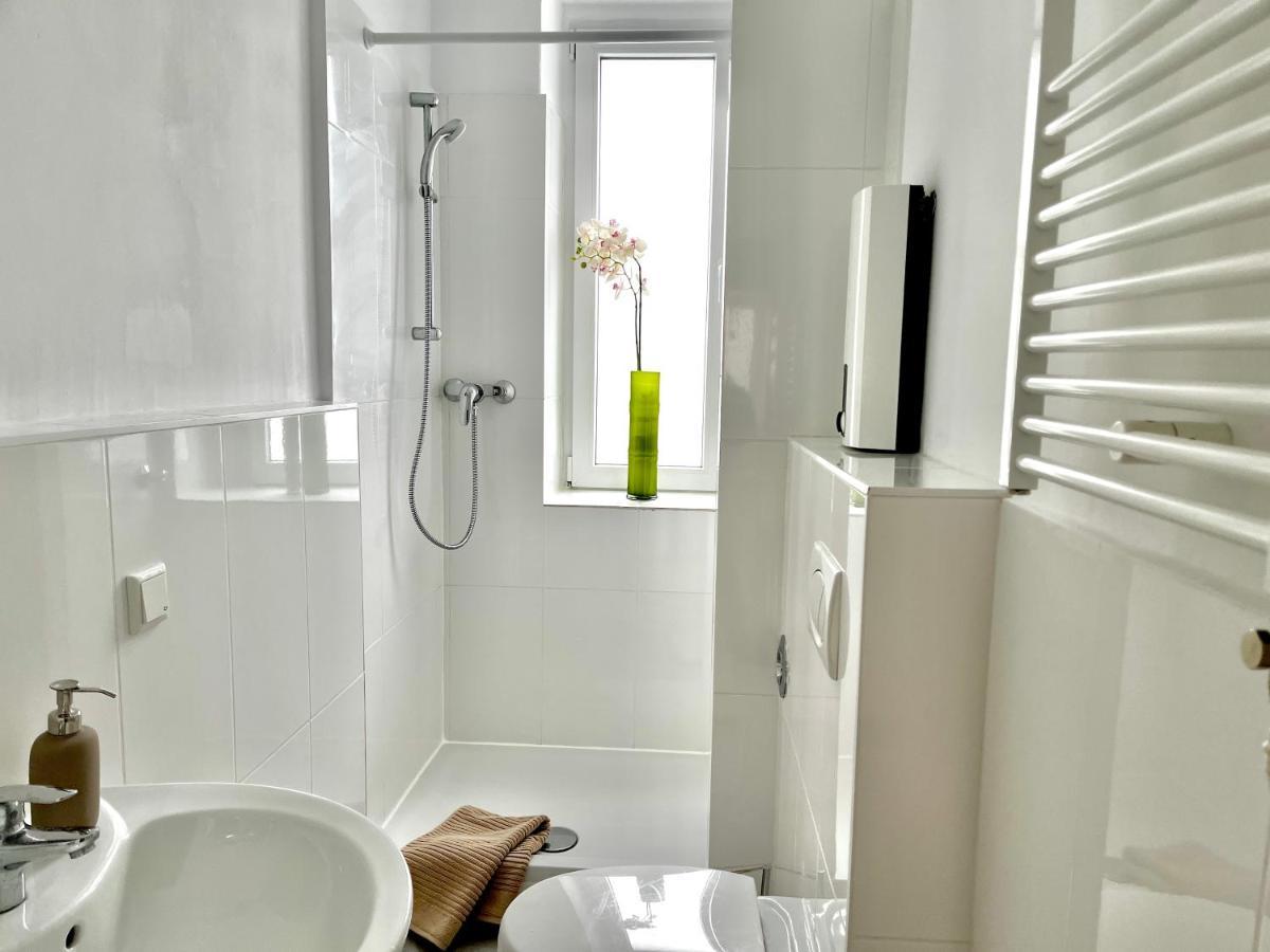 Design Apartment - Parking - Kingsize-Bett - 2X Bad - Zentrum Hannover Exteriér fotografie