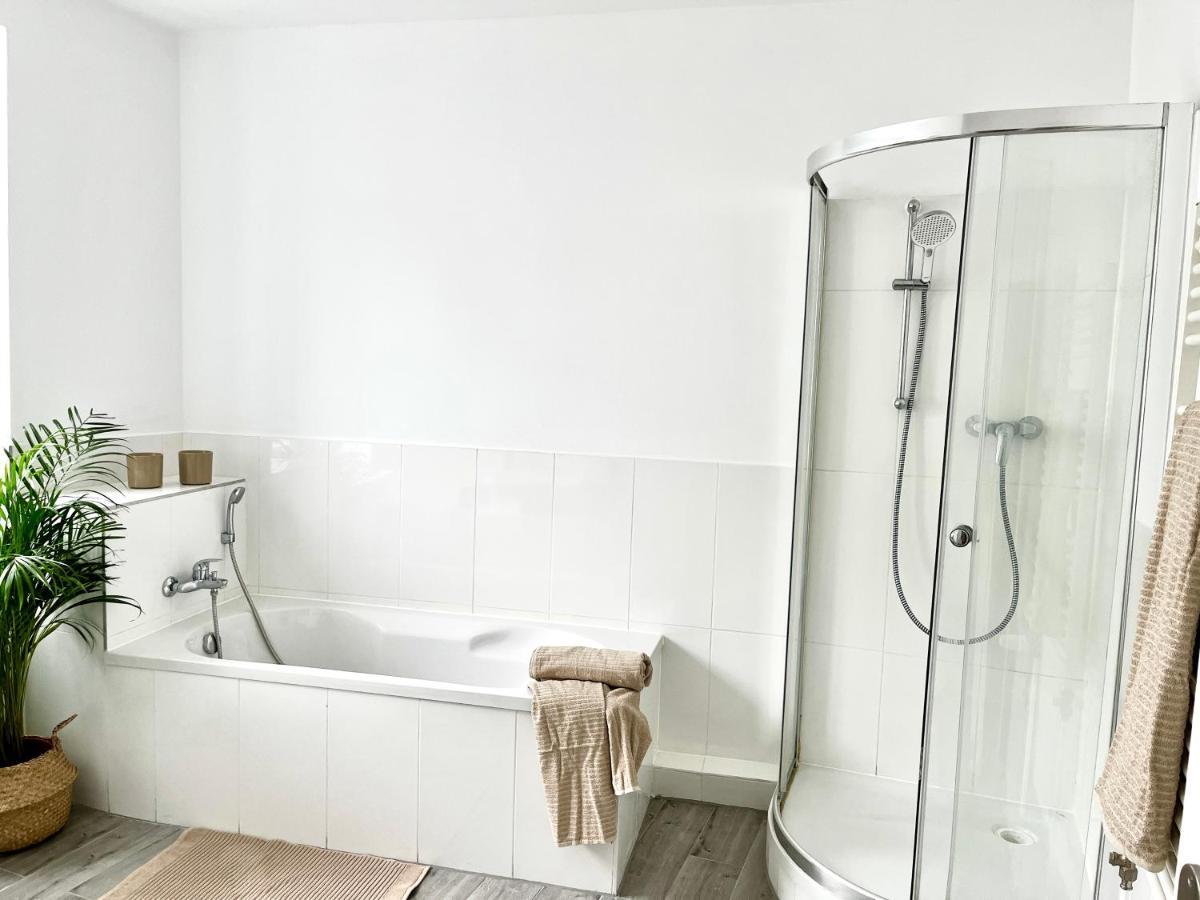 Design Apartment - Parking - Kingsize-Bett - 2X Bad - Zentrum Hannover Exteriér fotografie